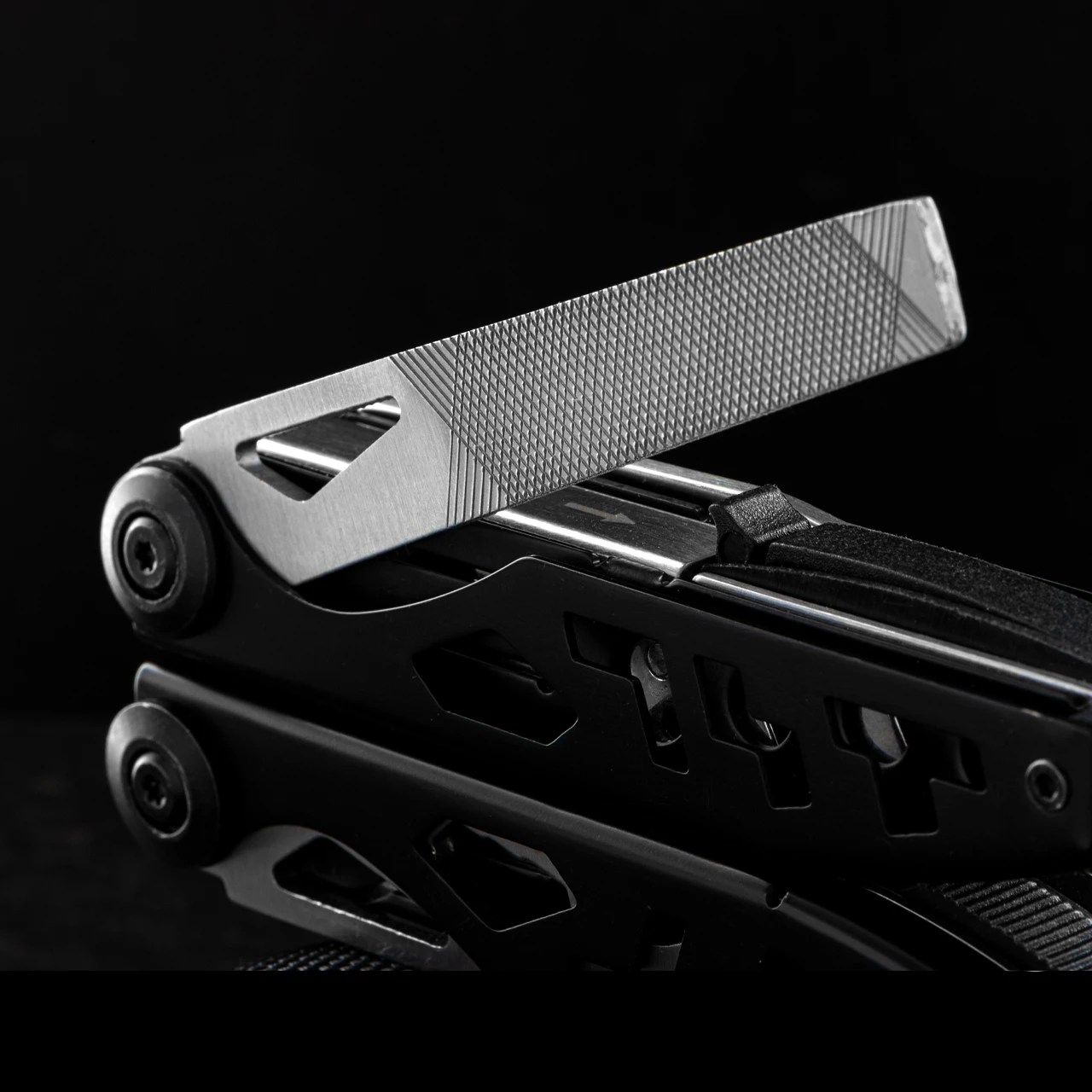 Boker Plus Specialist II Multitool 12 Boker Plus Specialist II Multitool - Image 10