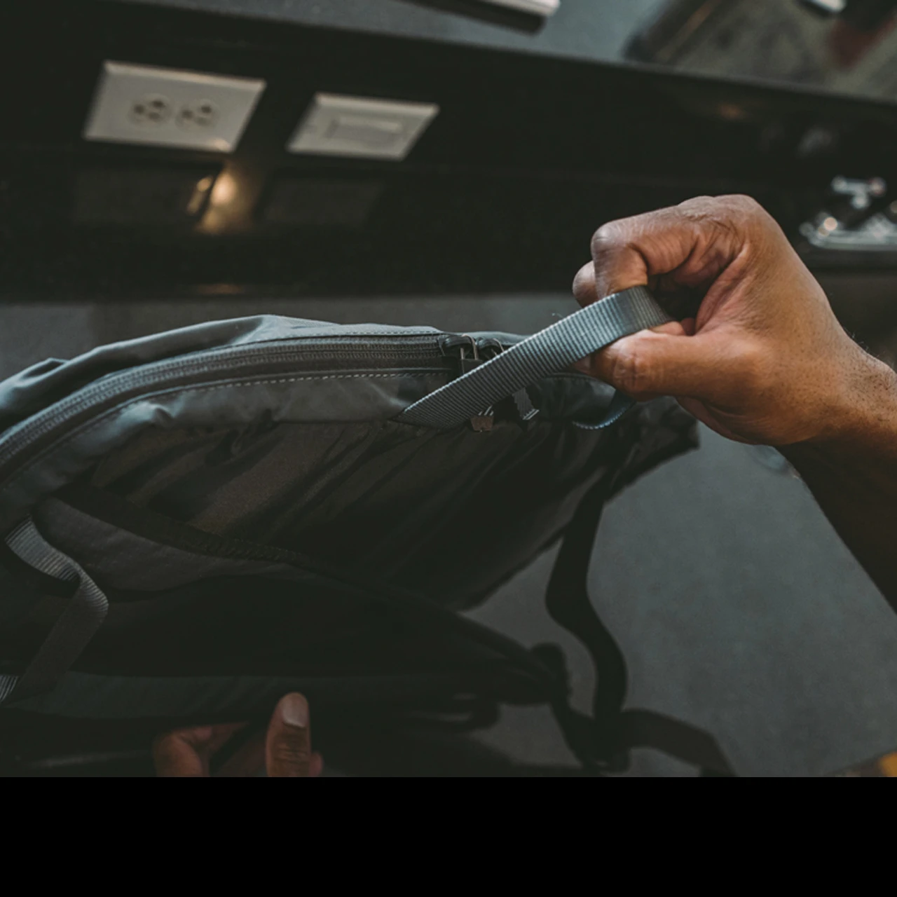 SOG Surrept 12 CS Reversible Carry System 8 SOG Surrept 12 CS Reversible Carry System - Image 6