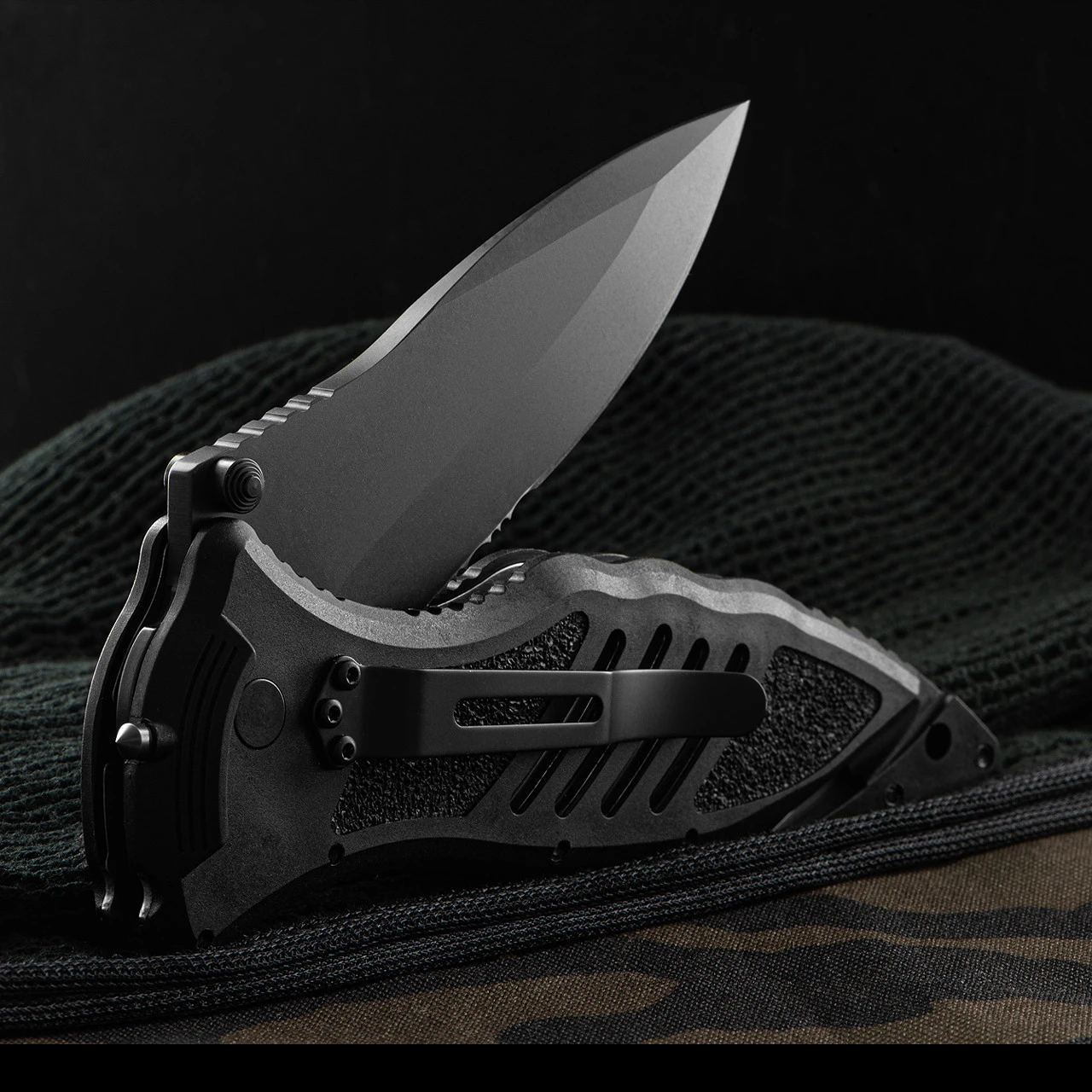 Blackhawk CQD Button Lock Folding Knife 3 Blackhawk CQD Button Lock Folding Knife