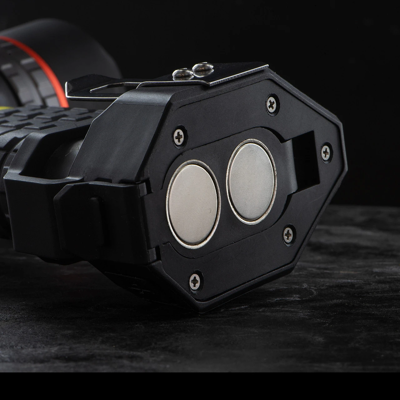 Nebo Luxtreme SL100 Spotlight 1600 5 Nebo Luxtreme SL100 Spotlight 1600 - Image 3