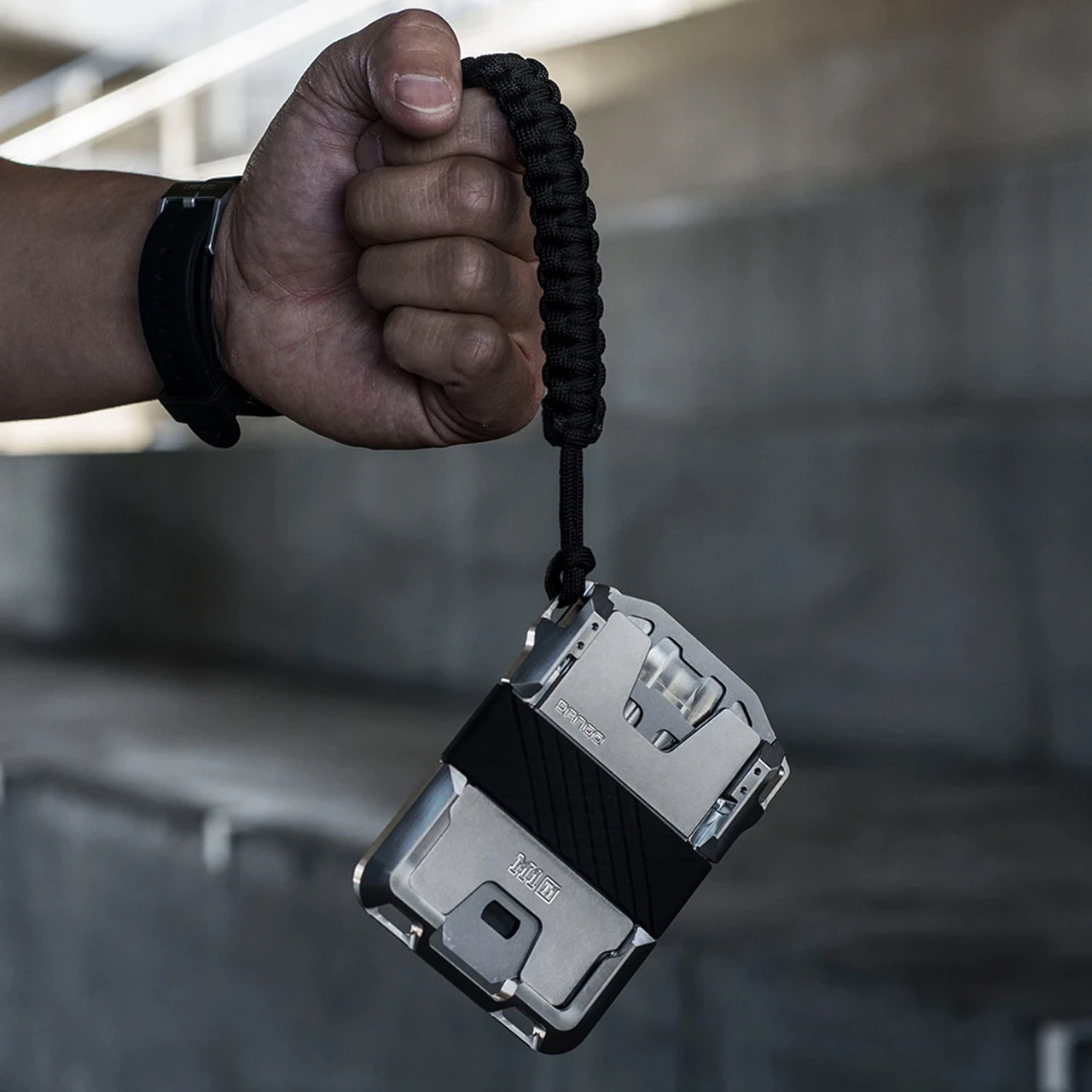 Dango M1 Titanium Maverick Tactical Wallet 8 Dango M1 Titanium Maverick Tactical Wallet - Image 6