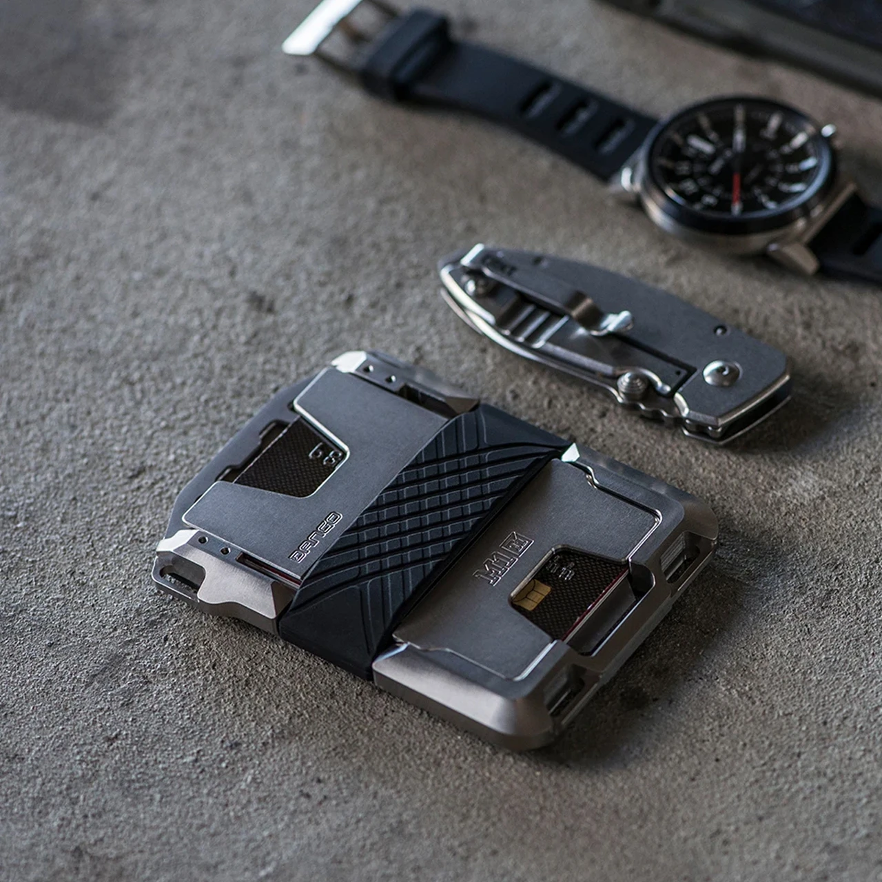 Dango M1 Titanium Maverick Tactical Wallet 16 Dango M1 Titanium Maverick Tactical Wallet - Image 14