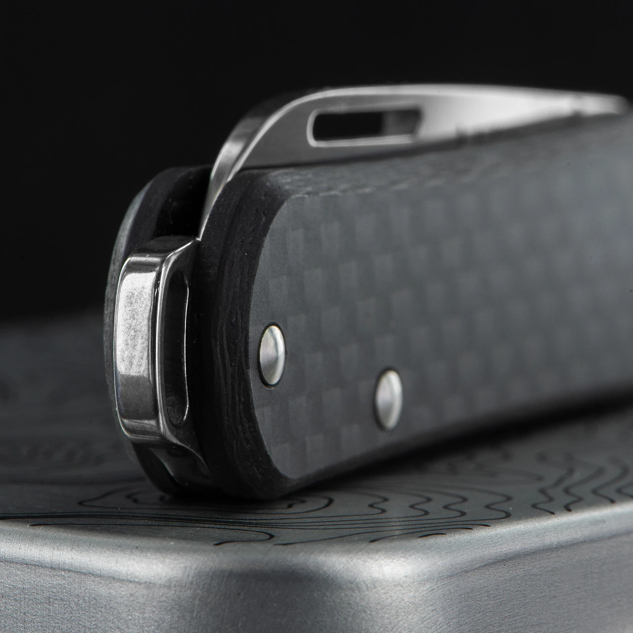 Fox Vulpis 1 Carbon Fibre 4.5 Penknife 3 Fox Vulpis 1 Carbon Fibre 4.5 Penknife