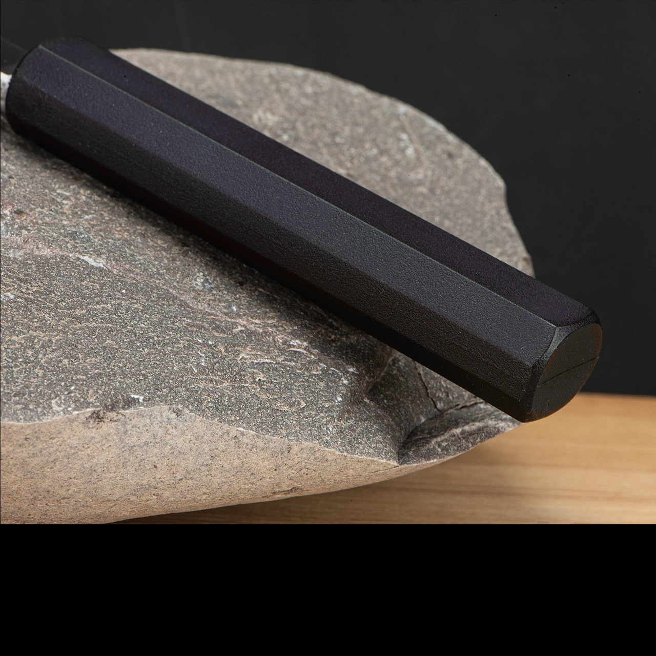 Spyderco Carter Minarai Petty 5 Spyderco Carter Minarai Petty - Image 3