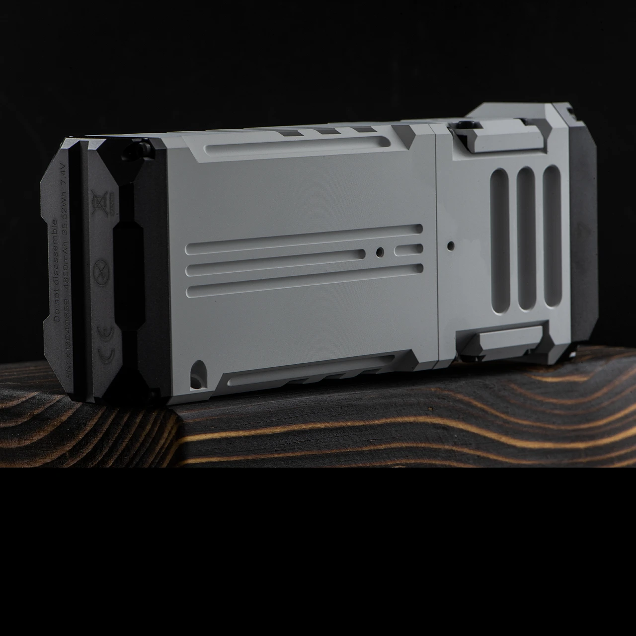 Wuben X1 Falcon Flashlight 6 Wuben X1 Falcon Flashlight - Image 4