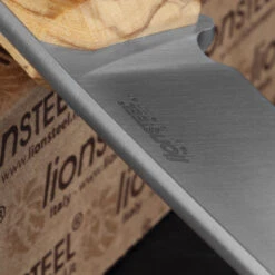 Lion Steel Bushcraft B35 Wood 11 Lion Steel Bushcraft B35 Wood -Outdoor Survival Store ccm ls b35uldet4 80741.1661355694